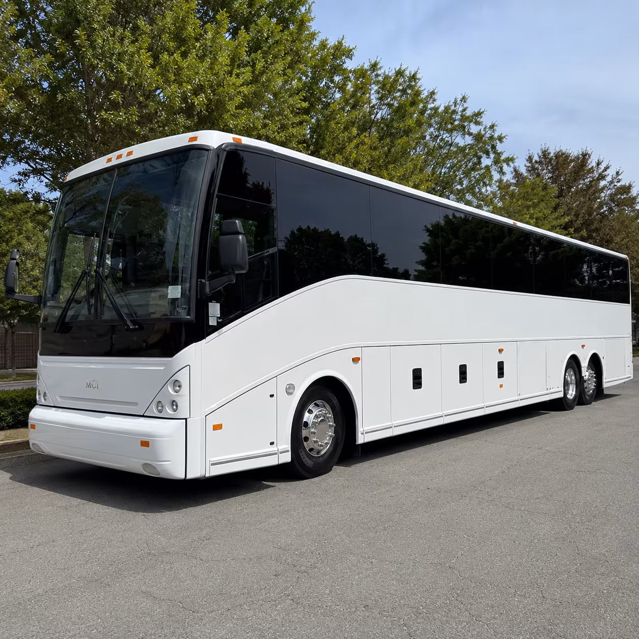 charter bus transfers to westchester county airport from danbury