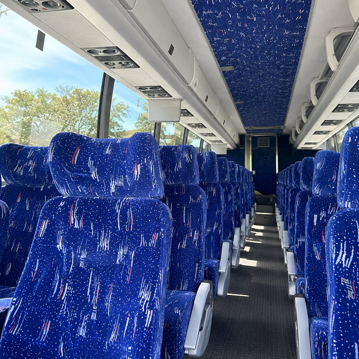 charter buses for concerts shows and danbury area entertainment
