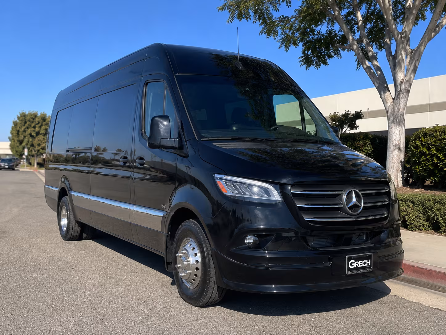 find transportation for your next airport transfer 3